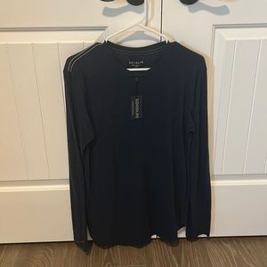 Men’s Goodlife Scalloped LS Navy blue. **Brand new with tags**